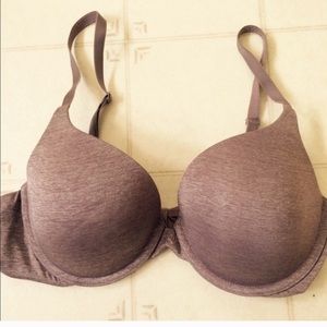 Victoria’s Secret Full Coverage smooth bra